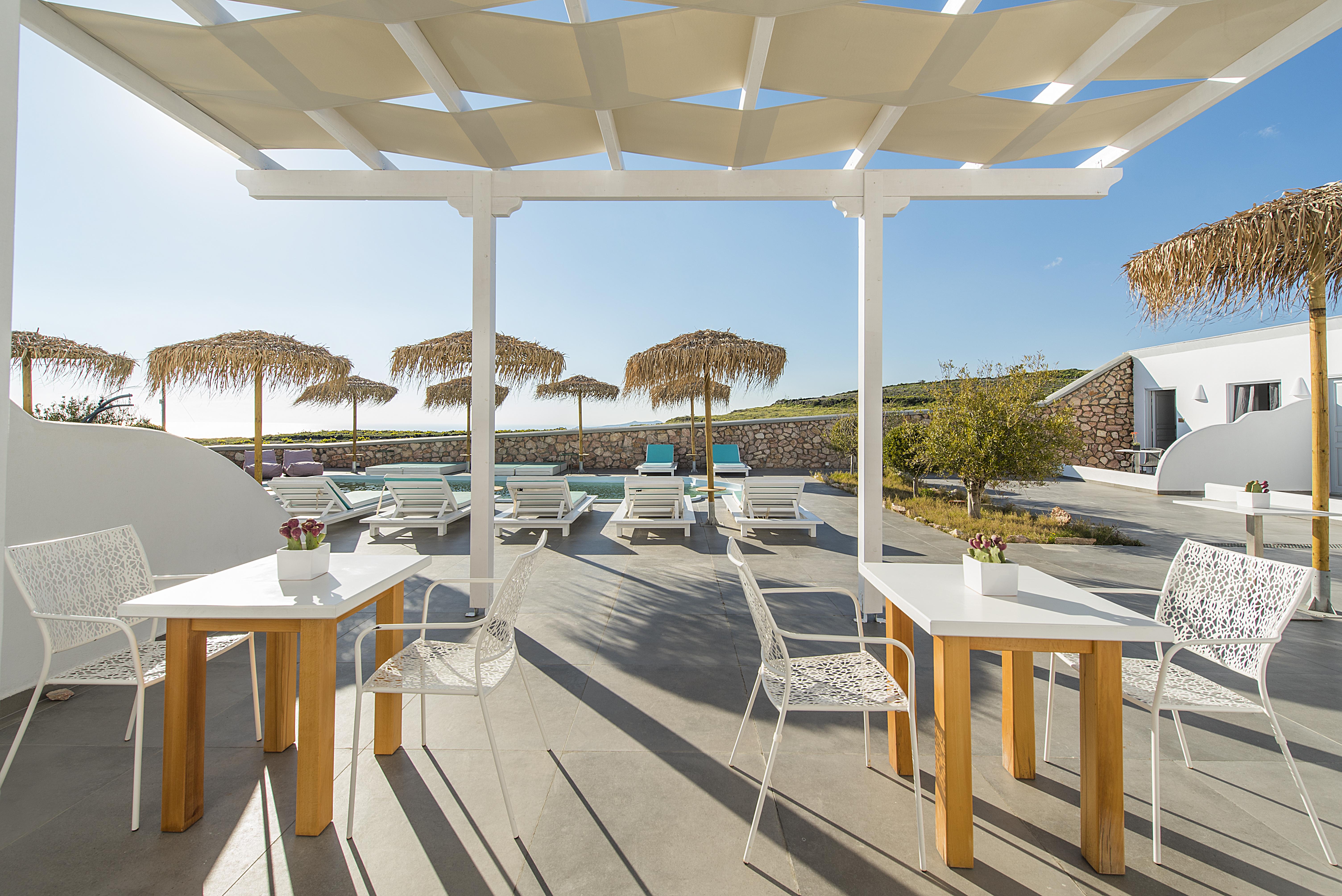 Impressive One Hotel Ormos Athinios Exterior photo